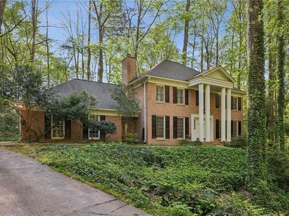 6757 Riverside Dr NW, Sandy Springs, GA 30328