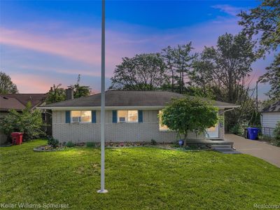 31070 Hayes Rd, Fraser, MI, 48026