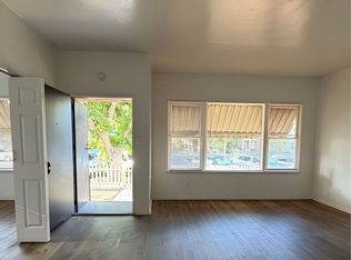 531 W 5th St #531A, Long Beach, CA 90802