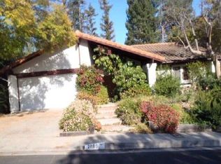 2880 Bottlebrush Dr, Los Angeles, CA 90077