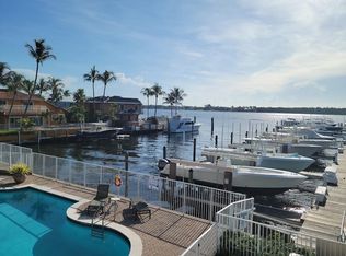 125 Harbors Way, Boynton Beach, FL 33435