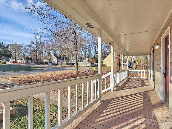 5th image of 6558 Regatta Ln