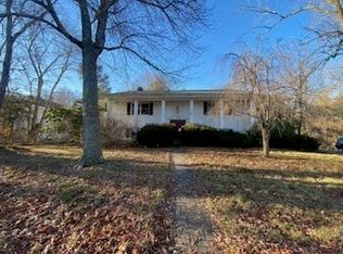 118 Kendall Rd, Lexington, MA 02421