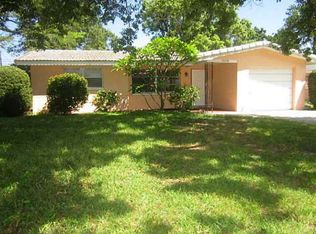 10539 Valencia Rd, Seminole, FL 33772