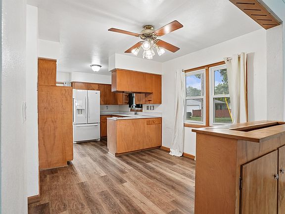 4th image of 600 Evergreen Ave