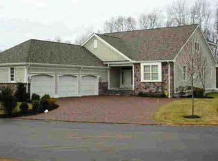 32 Newbury Dr, Westerly, RI 02891