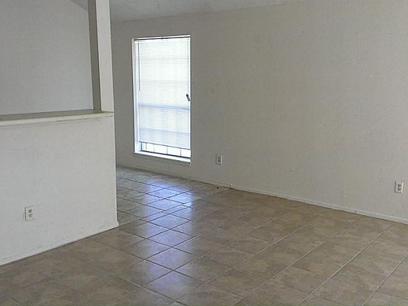 Bright Living area