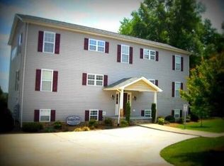 39 Ridgecrest Dr, Taylorsville, NC 28681