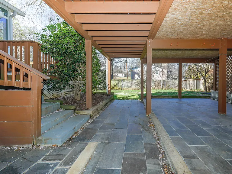10306 Fleming Ave — Photo 35