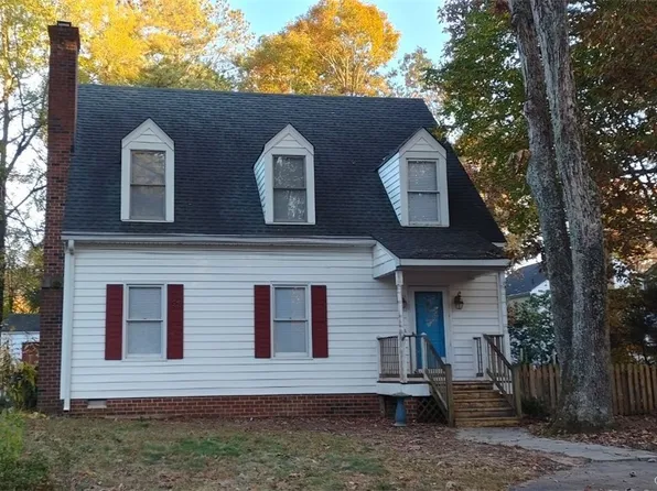 1203 Huntersdell Pl, North Chesterfield, VA 23235