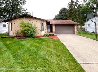 1649 Grayfriars Ave, Holt, MI 48842