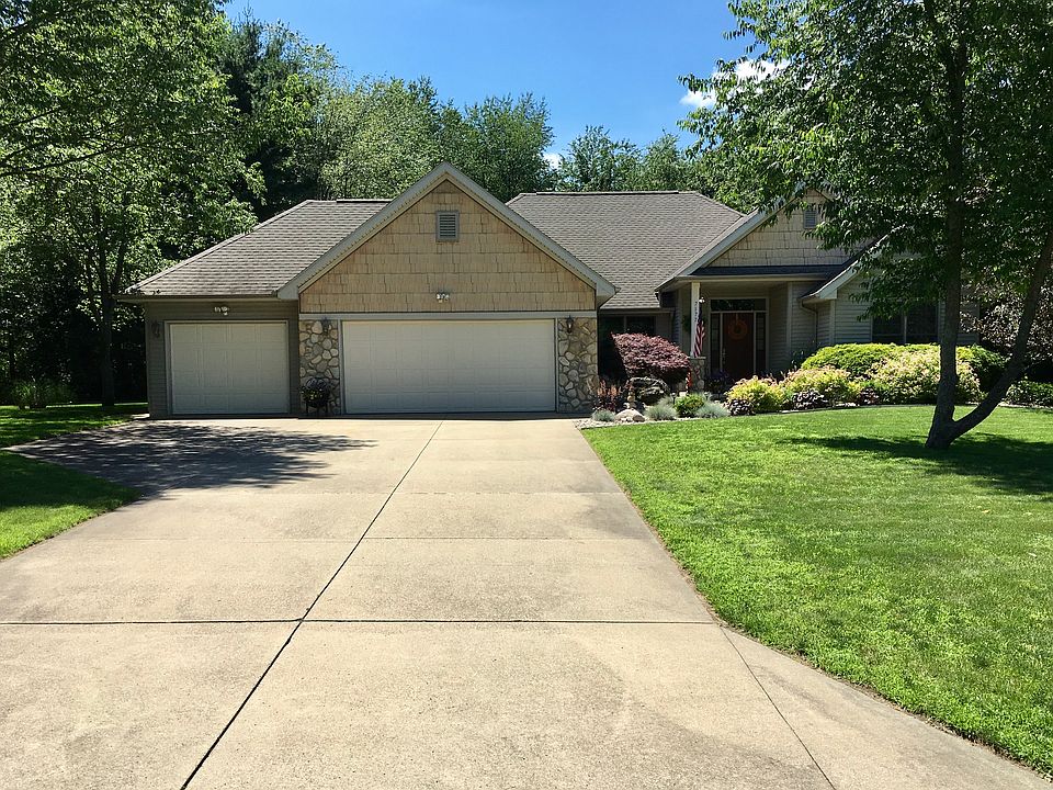 1st image of 7177 Stoney Creek Dr