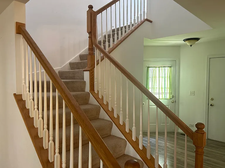 2375 Stoughton Cir — Photo 8