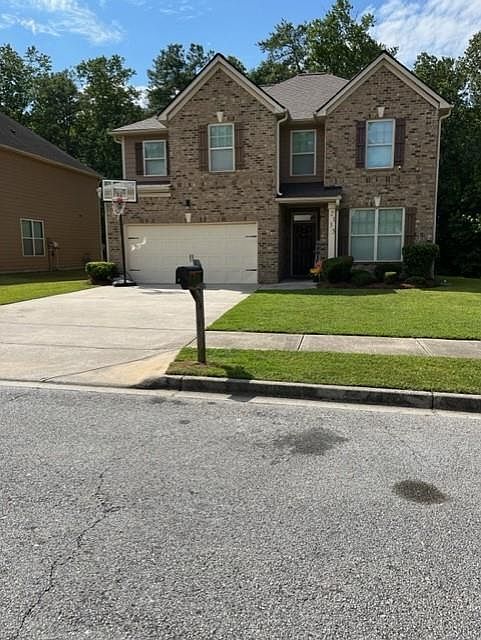 1st image of 2135 Poplar Falls Ave