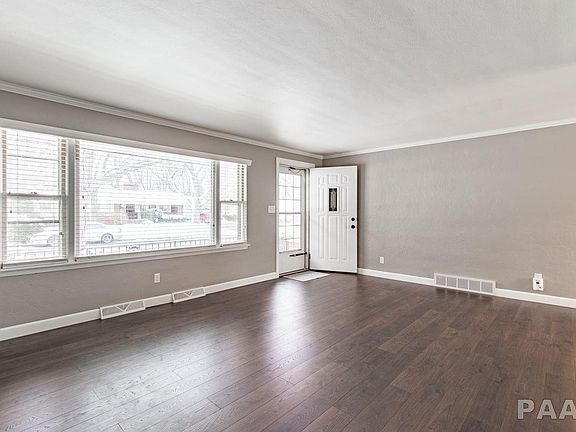 4th image of 4021 N Brookridge Pl
