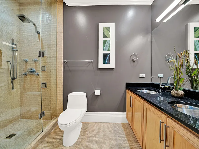 2239 W Washington Blvd #1 — Photo 11