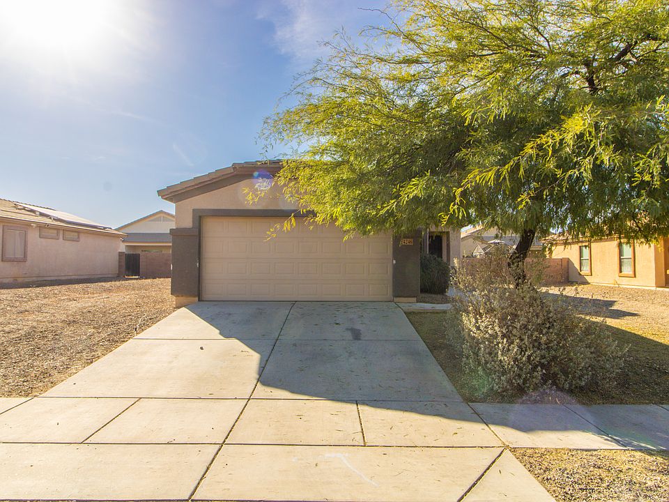1st image of 4246 E Coolbrooke Dr