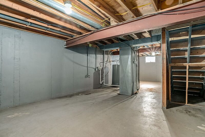1st image of 2620 Delavan Ave