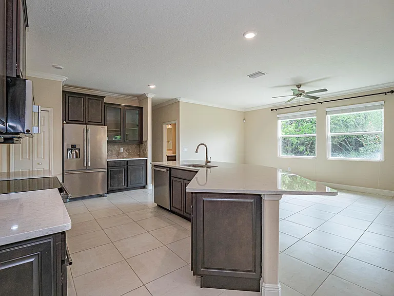 2576 Saint Lucia Cir — Photo 27