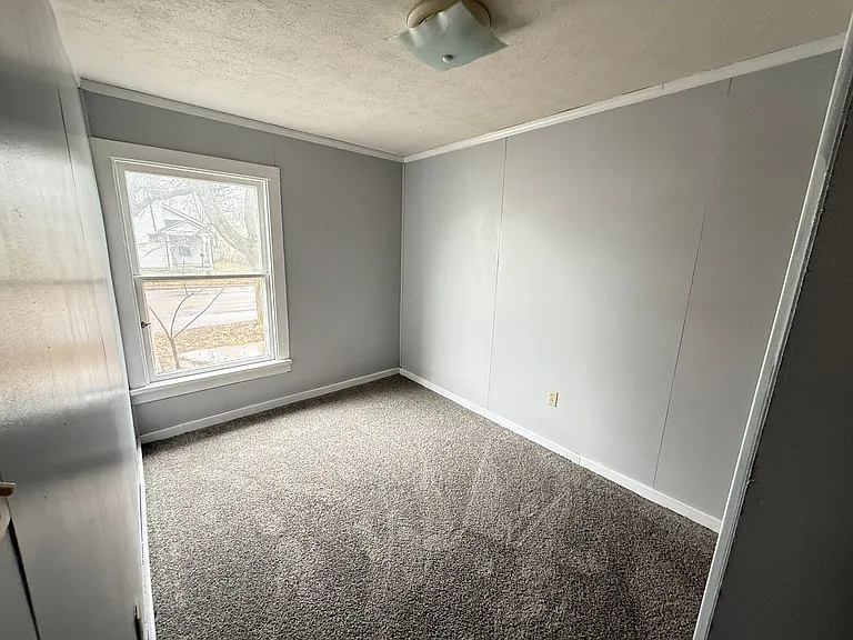 843 Bennett St N #613-W-& — Photo 14
