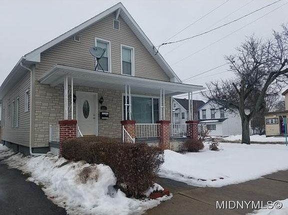 2nd image of 639 James St