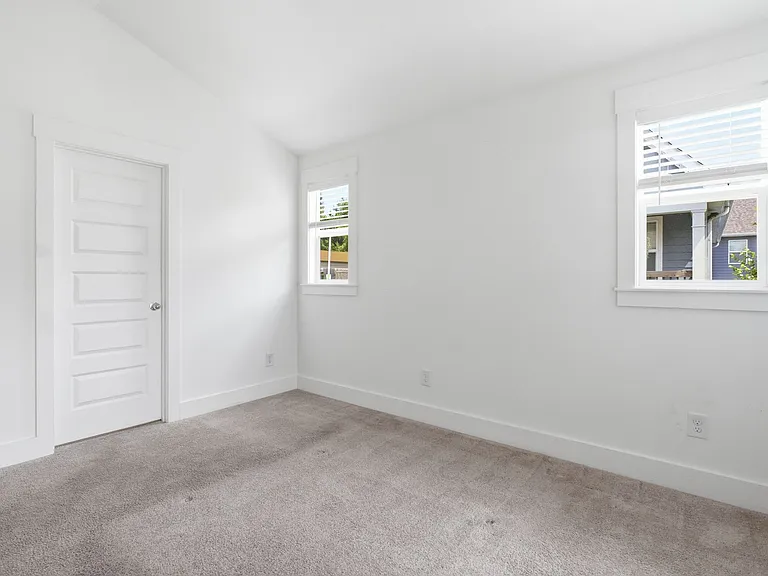 802 Briar Cir — Photo 22