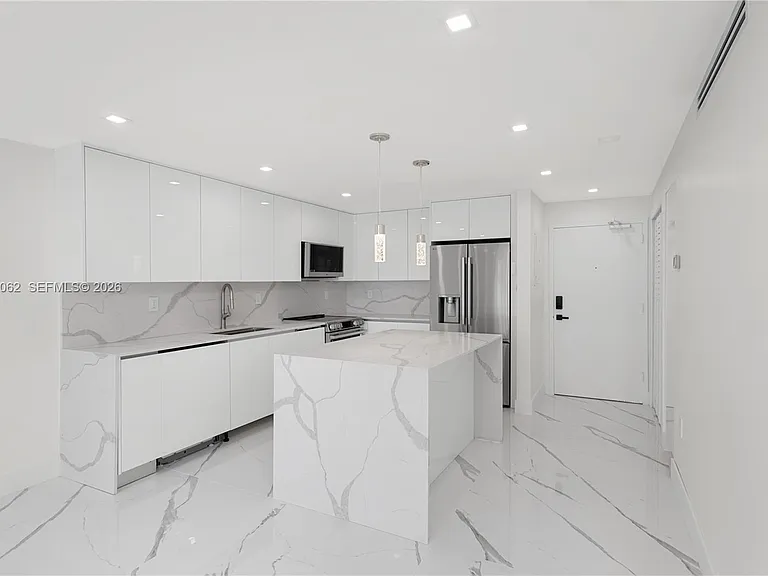 345 Ocean Dr #708 — Photo 12