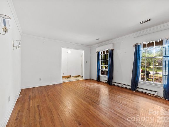 4th image of 7501 Glencannon Dr