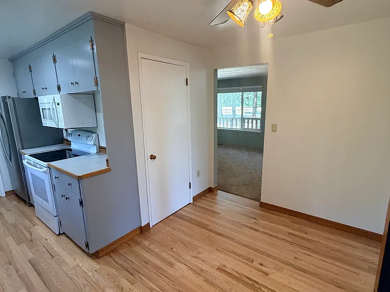 28650 Kent Black Diamond Rd SE — Photo 8