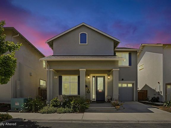 5th image of 1651 Key Largo Dr