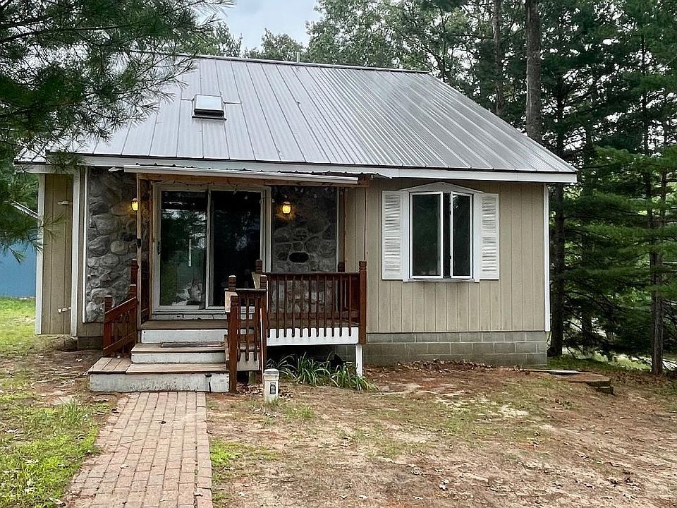 1st image of 1704 Lillian Dr