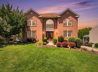619 Harvester Dr, Oakdale, PA 15071