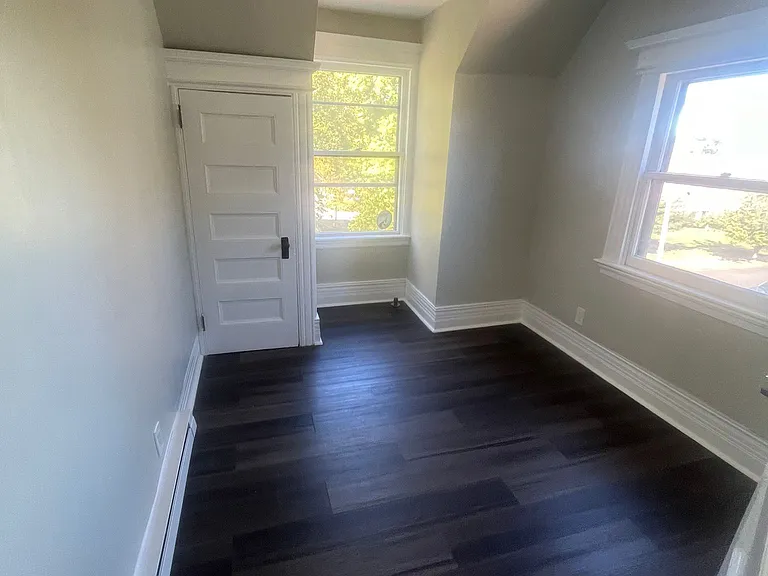 80 Ridge St #3 — Photo 6