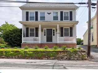 124 S River St, River St, PA 17550