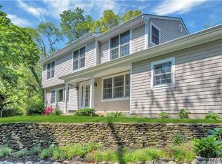 24 Lake St, Setauket, NY 11733