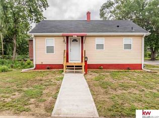 1303 N 46th St, Omaha, NE 68132