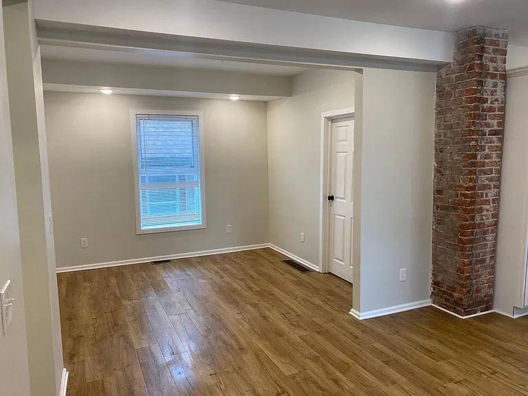 391 Forest Ave #2 — Photo 11