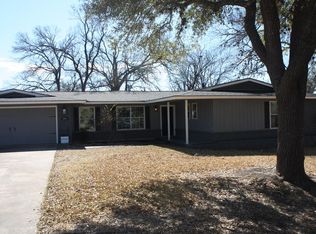 601 Cardinal Dr, Kerrville, TX 78028
