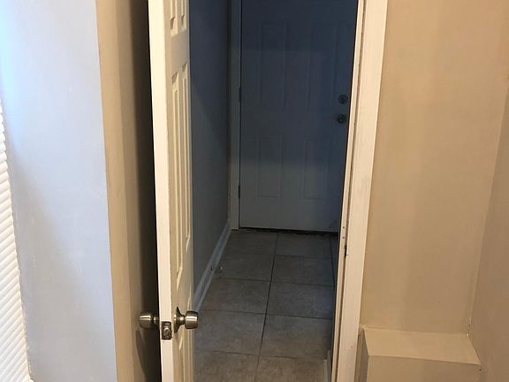 3rd image of 2315 N Carlisle St Floor 1
