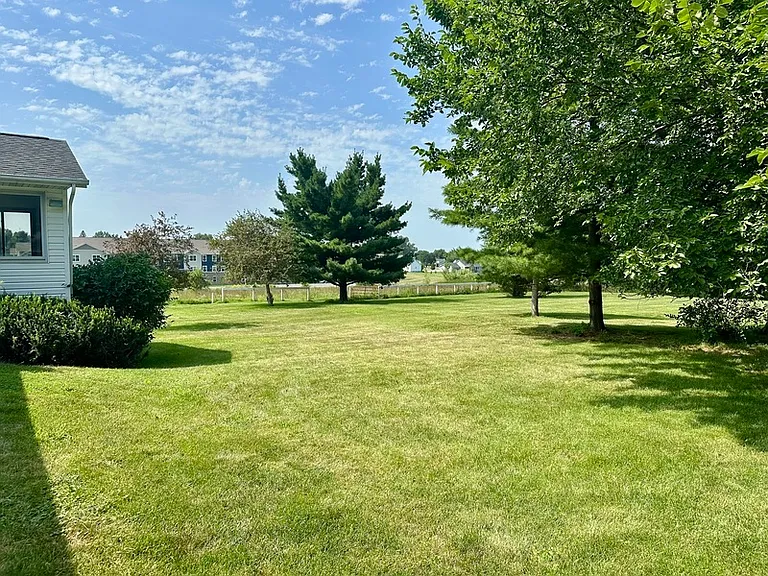 3610 Alburnett Rd — Photo 23