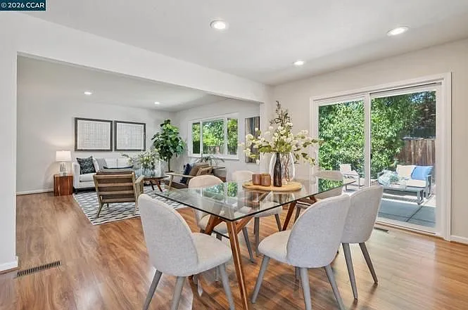 4830 Tahoe Cir — Photo 10