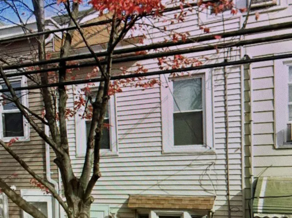 1612 S Clinton Ave, Trenton, NJ 08610