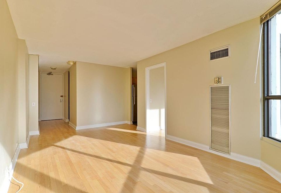 1st image of 405 N Wabash Ave Unit 2215