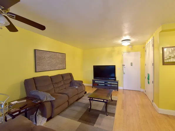 380 Cozine Avenue image 1 of 6