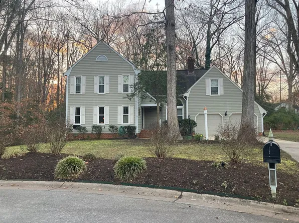 306 Winterberry Ln, Smithfield, VA 23430