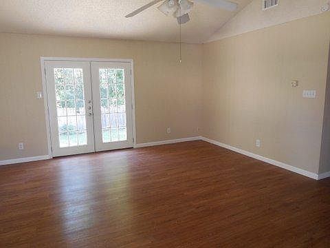 4th image of 2408 Trailside Dr #B