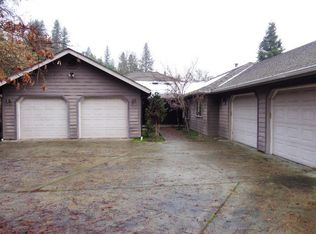776 Bailey Dr, Grants Pass, OR 97527