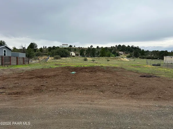 18318 S Frontier Rd, Peeples Valley, AZ 86332