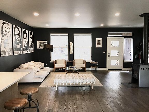 5th image of 19923 Alderwood Cir #1
