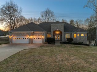 217 Aqua Cove Ct, Inman, SC 29349